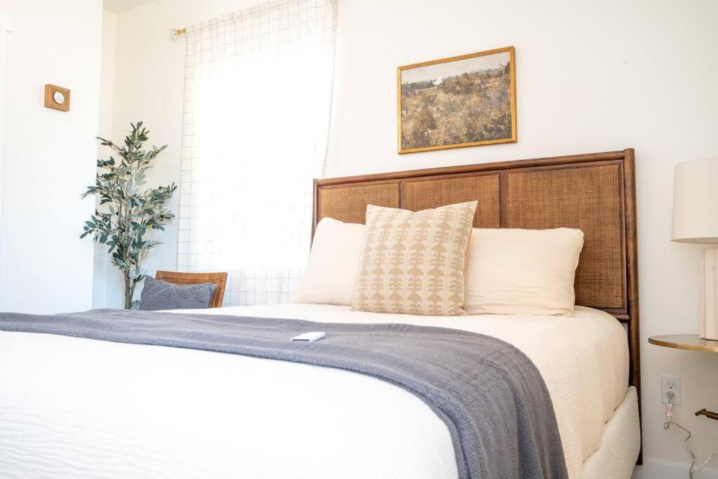Rustic Gold Retreat Villa คาแนบ ภายนอก รูปภาพ